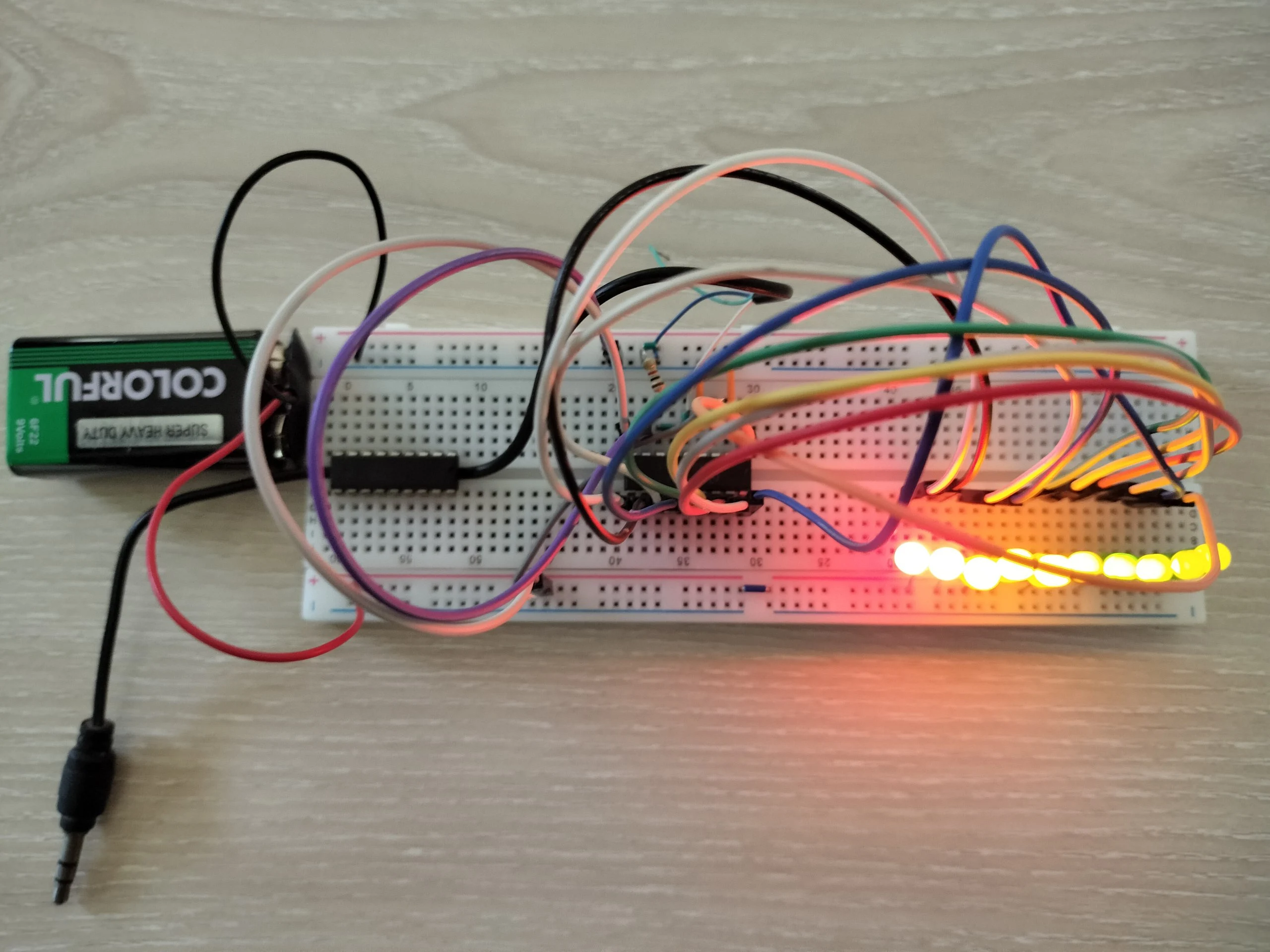 VU Meter audio level indicator with LED bar graph